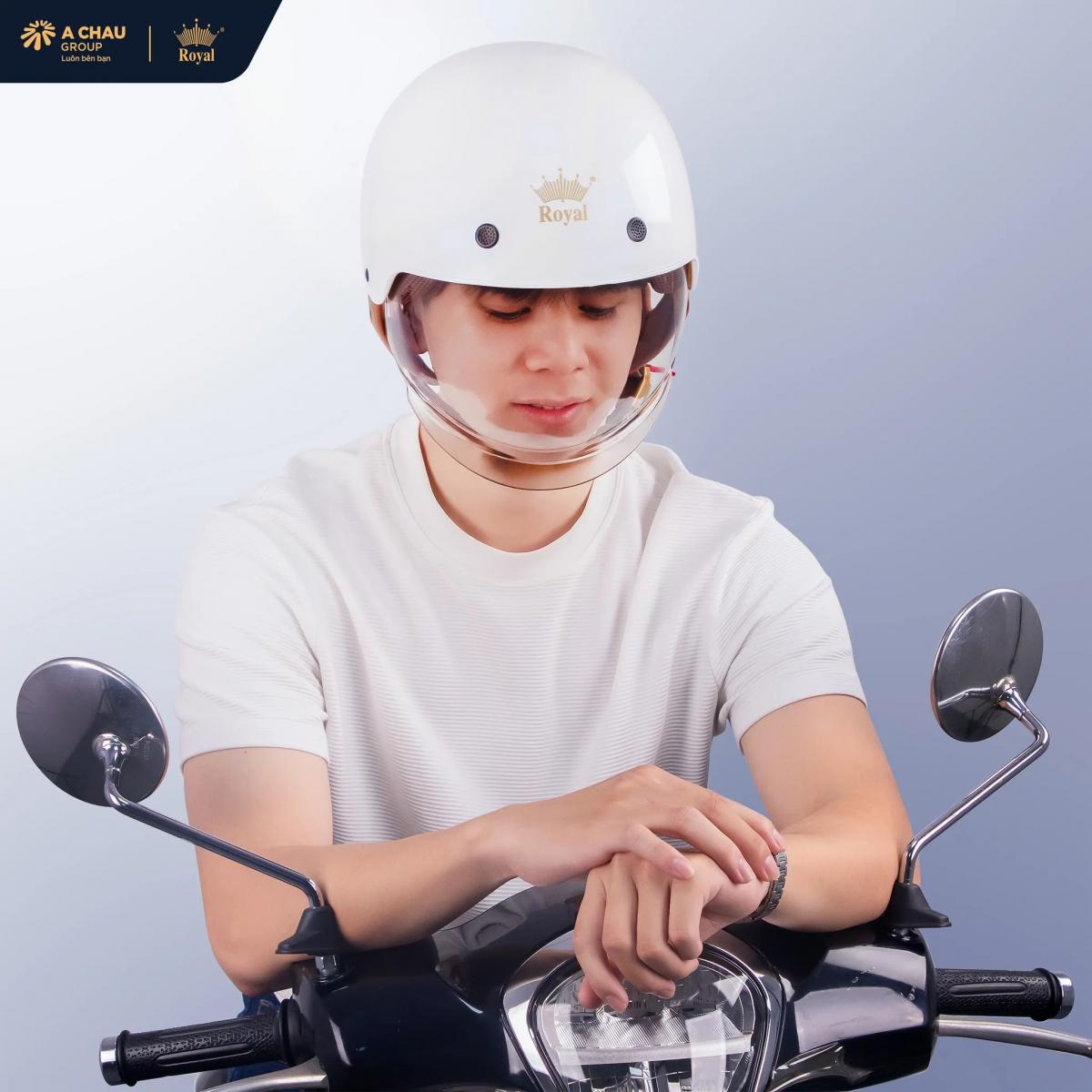 Mũ bảo hiểm Royal M239